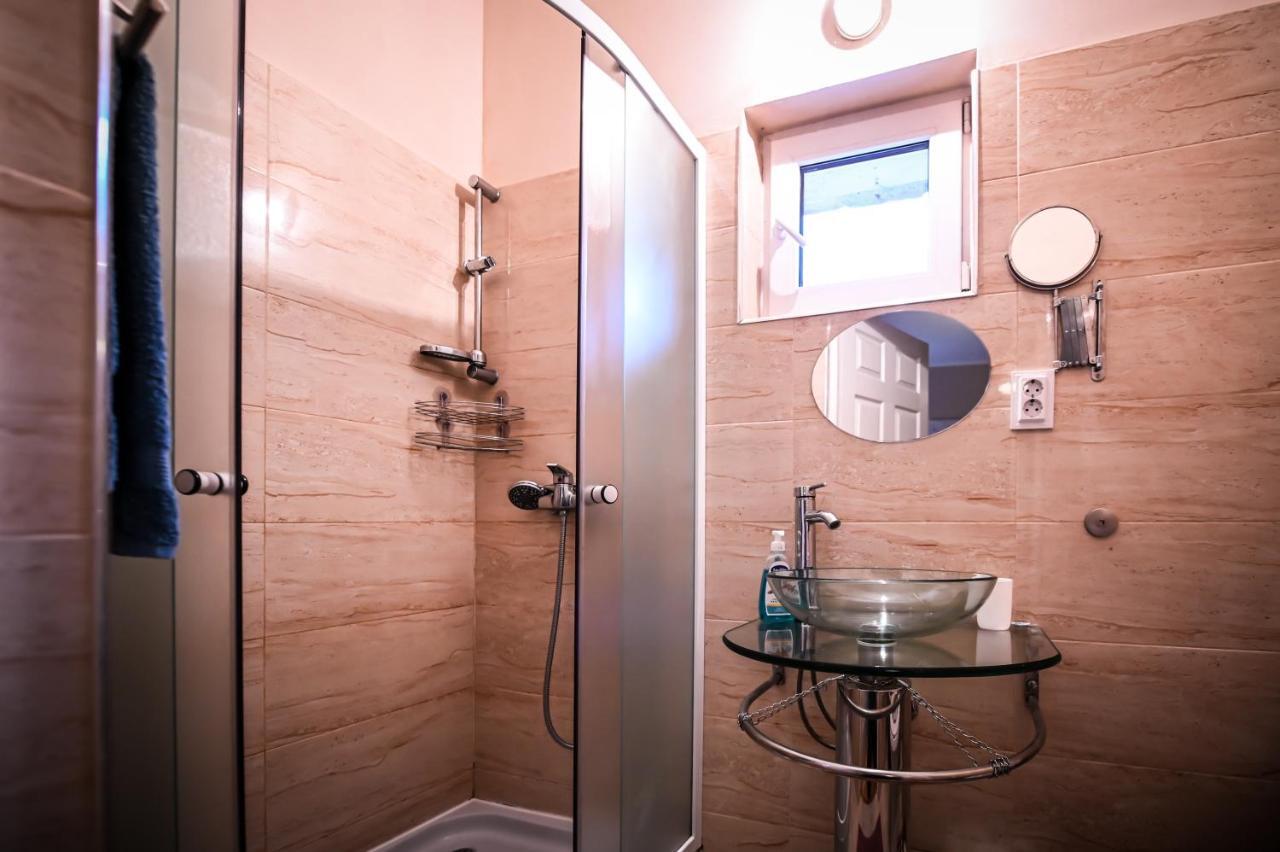 Jules' Sunny, Spacious And Central Apartment Sibiu Exteriér fotografie
